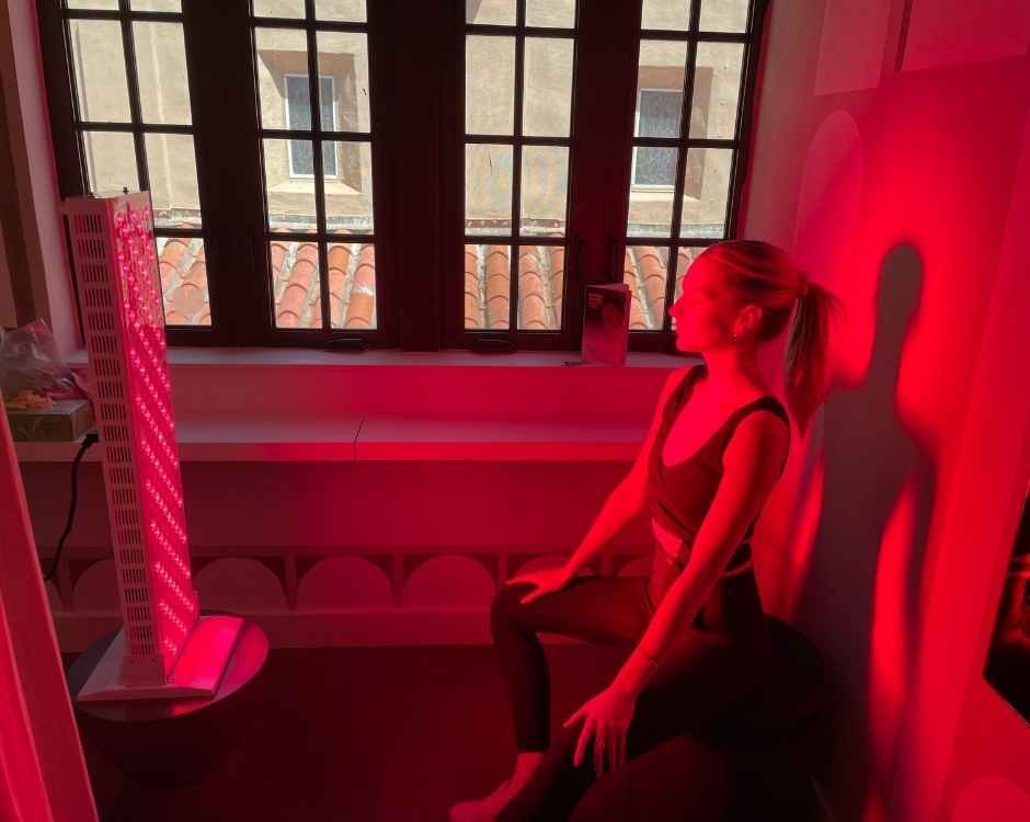 red light therapy room
