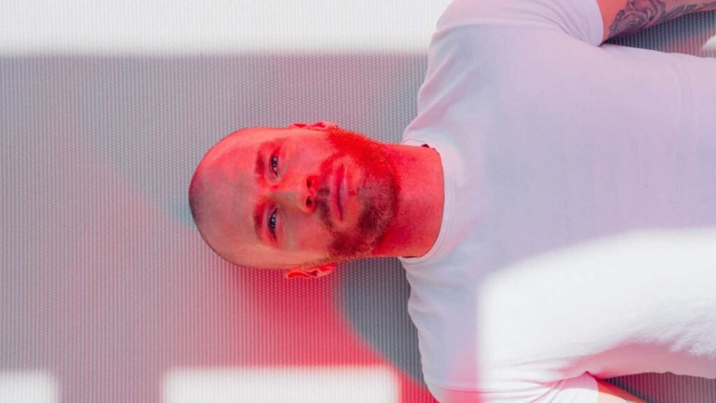 Discovering reason on Why Use Red Light Therapy.